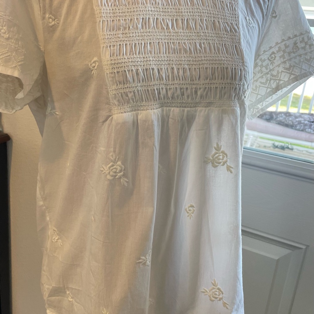 Lucky Brand White Embroidered Smocked Yoke Blouse, Medium